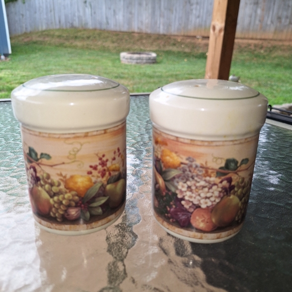 Pamela Gladding Oversized Salt & Pepper Saker - Picture 3 of 3